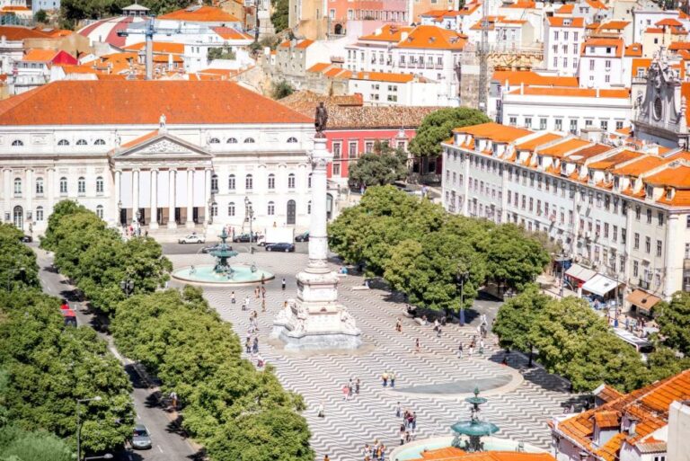 Lisbon: Highlights Tuk-Tuk Tour City Overview!