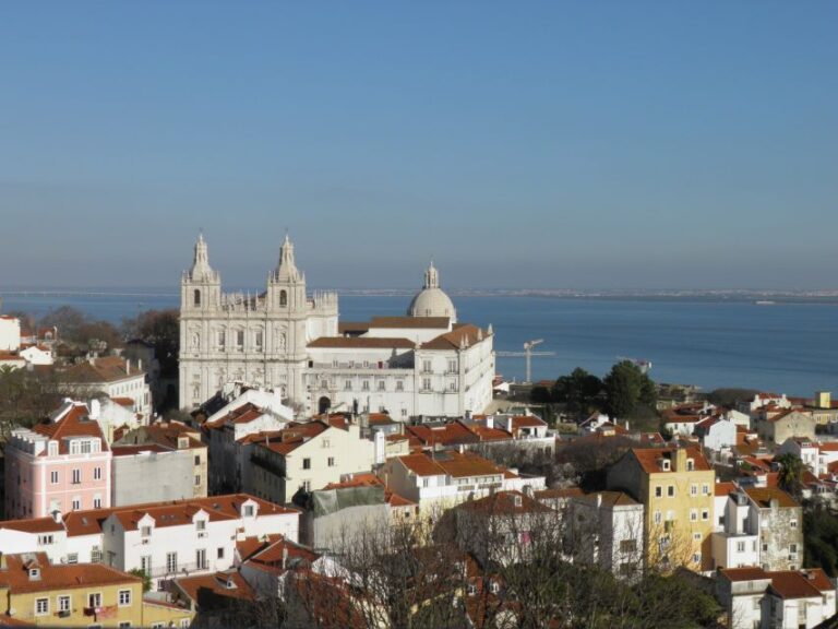 Lisbon: Tower of Saint George’s Castle Church Ticket & Drink