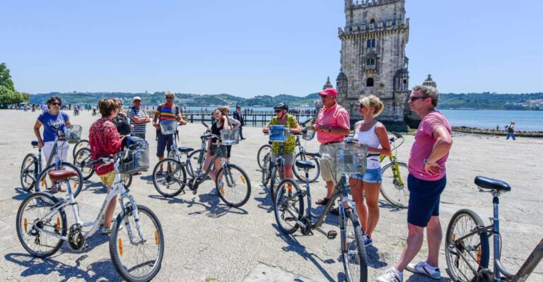 Lissabon: Riverside Light Bicycle Tour in Het Nederlands