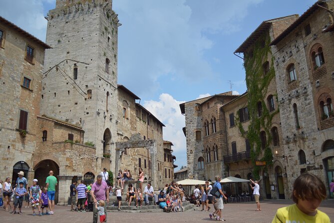 Livorno Shore Excursion: Private Day Trip to Siena and San Gimignano