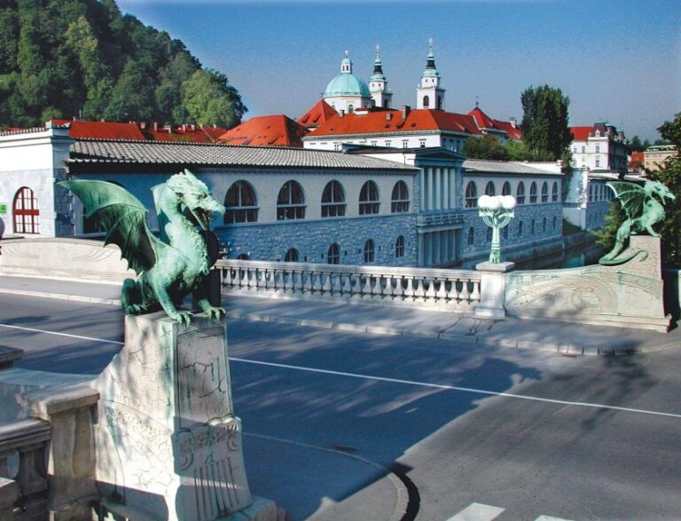 Ljubljana Walking Tour With an Art Historian & Tour Guide