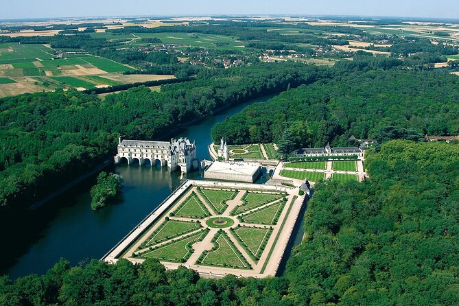 Loire Valley Castles Private Tour by Minivan From Paris