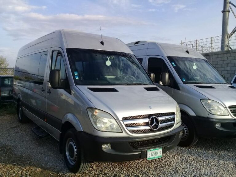 Los Cabos: Roundtrip Airport to Hotel Corridor Shared Van