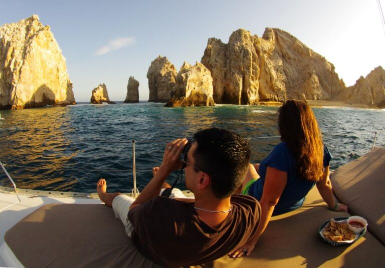 Los Cabos: Shared Sunset Sailing Cruise