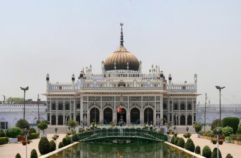 Lucknow Full Day City Tour