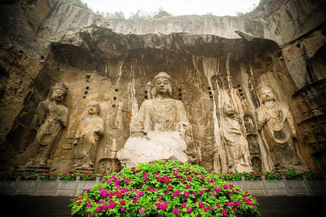 Luoyang Private Day Tour of Shaolin Temple and Longmen Grottoes