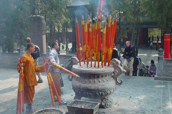Luoyang & Shaolin Temple Day Trip From Xian by High-Speed Train