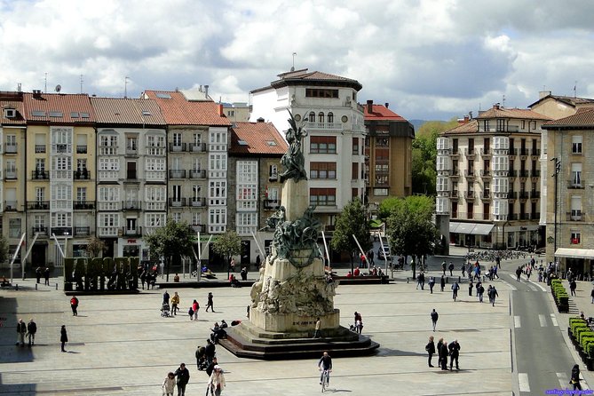 Luxury Tour By Alava (Vitoria-Gasteiz and Salinas De Añana)