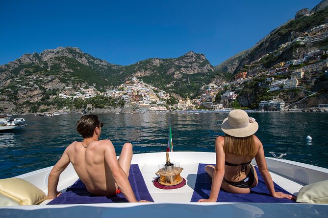 Luxury Tour of Amalfi Coast or Capri on GJ Motorboat