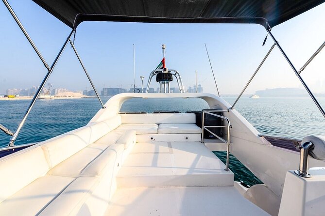 Luxury Yacht Charter : Dubai Marina, Atlantis The Palm & Burj Al Arab