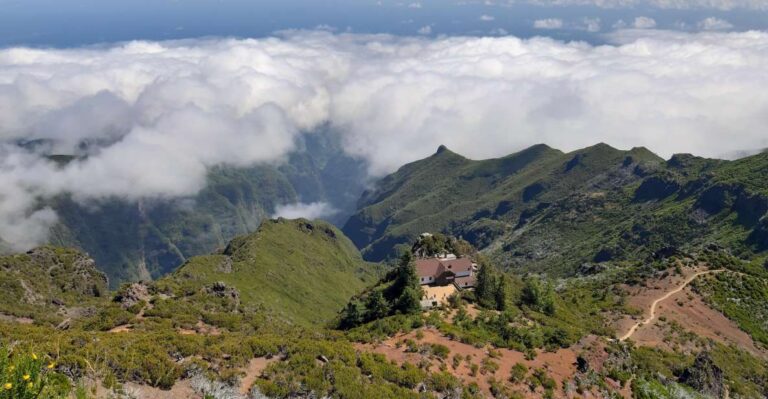 Madeira: Private Guided Achadas Teixeira – Pico Ruivo PR1.1