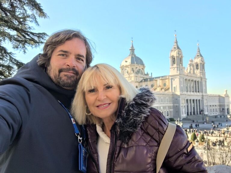 Madrid: Royal Palace Private Tour With Skip-The-Line Tickets