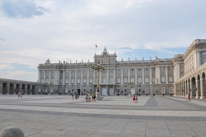 Madrid Tour and Guided Visit Royal Palace