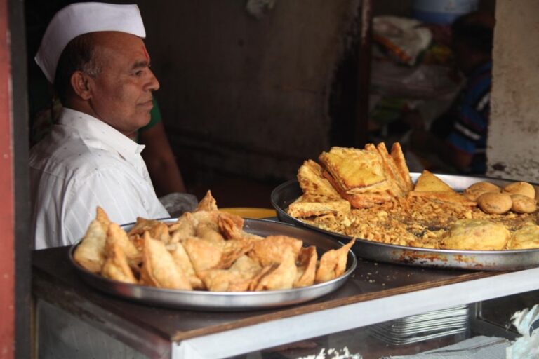 Madurai Rickshaw Ride Tour: Unveil the Hidden Gems