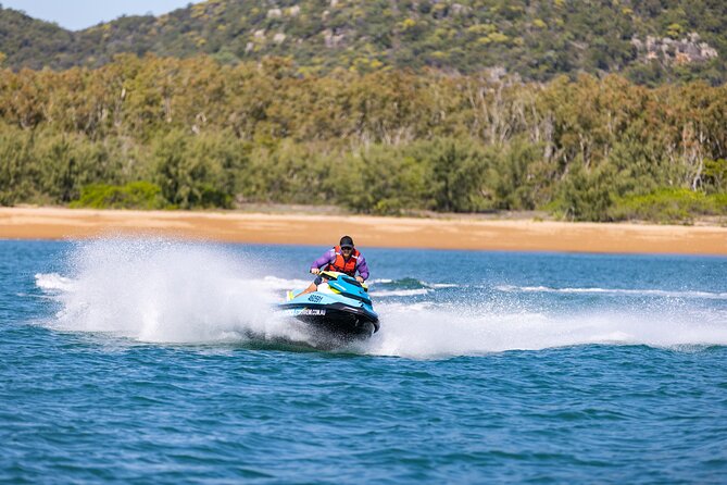 Magnetic Island 30 Minute Jetski Hire for 1-4 People Plus Gopro.