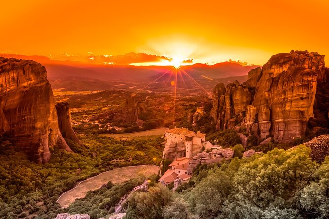 Majestic Meteora Private Sunset Tour