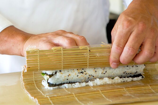 Make Sushi Rolls With Local Chef in Toronto