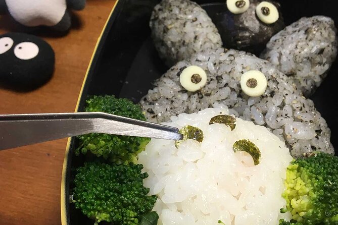 Making a Bento Box With Cute Character Look in Japan