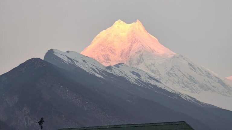 Manaslu Curcit Trekking