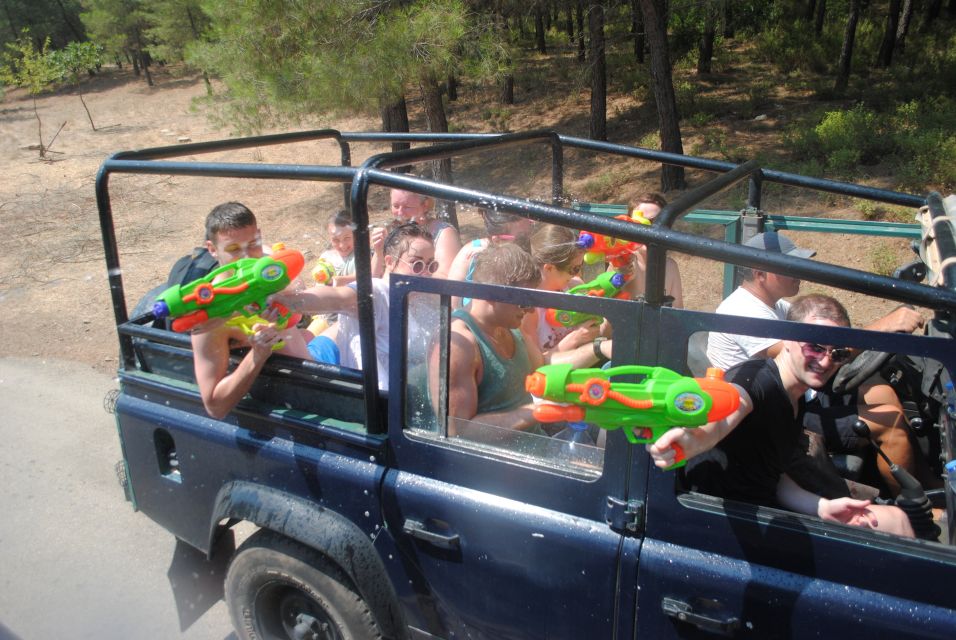 1 marmaris jeep safari water fight colour and foam party Marmaris Jeep Safari Water Fight, Colour and Foam Party