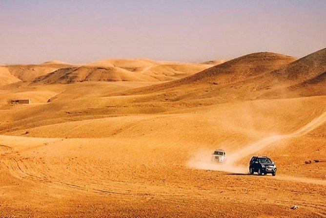 Marrakesh: Agafay Desert Tour With Lunch and Camel Ride