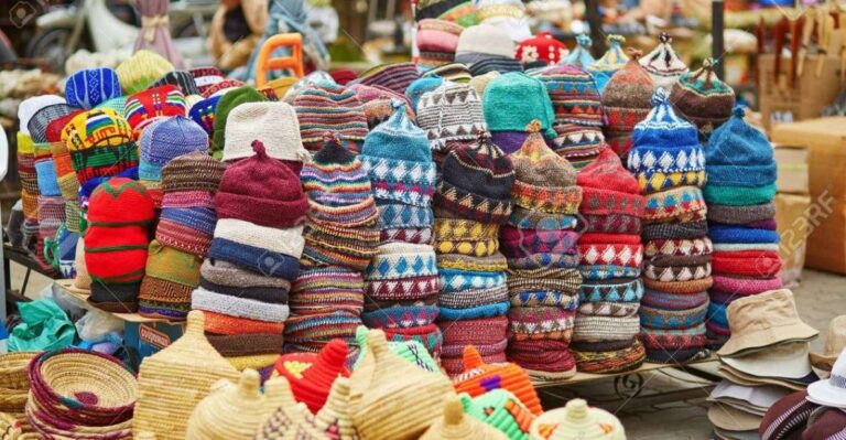 Marrakesh: Group Guided Shopping Tour in the Souks