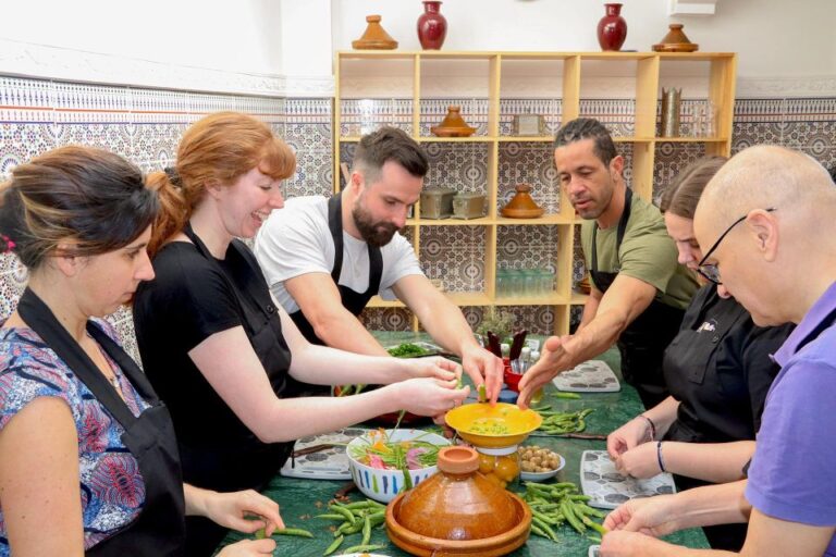 Marrakesh: Moroccan Dishes Cooking Class With a Local Chef