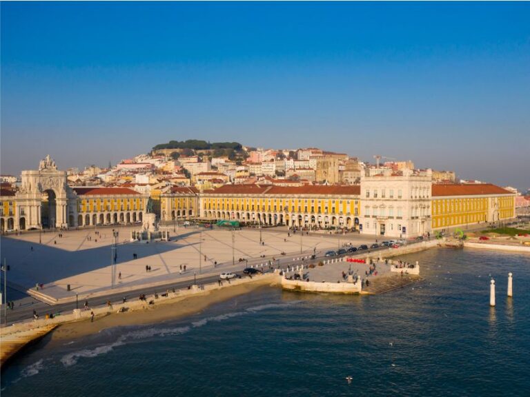 Masonic Lisbon: Secrets & Hidden Meanings Exploration Game