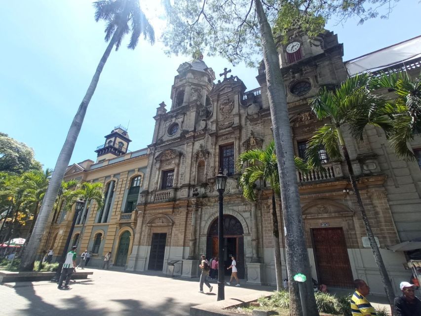 1 medellin plaza botero historic center with street food Medellín: Plaza Botero, Historic Center With Street Food