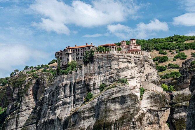 Meteora Morning Sightseeing Tour With Hotel Pick up