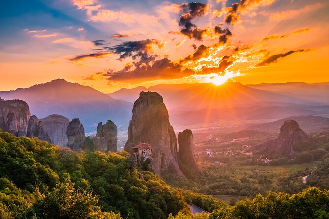 1 meteora sunset sightseeing tour with hotel pick up Meteora Sunset Sightseeing Tour With Hotel Pick up