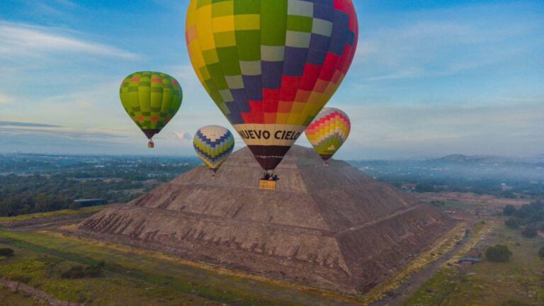 Mexico City:Balloon FlightBreakfast in Natural CavePickup