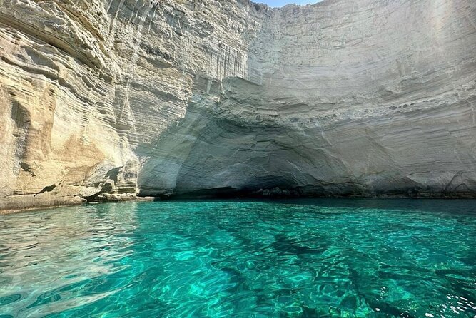 Milos South Side Beaches Cruise From Kipos