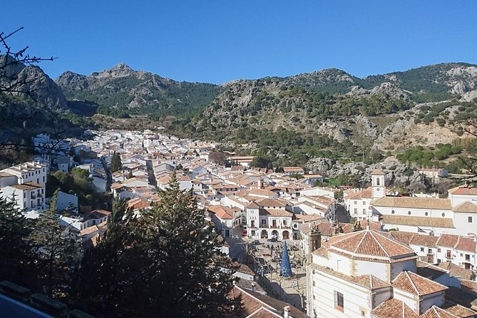 Minibus Tour – White Villages (Grazalema and Zahara De La Sierra)