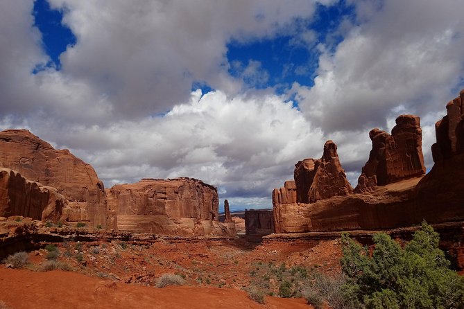Moab Highlights With Arches, Canyonlands, Dead Horse Point