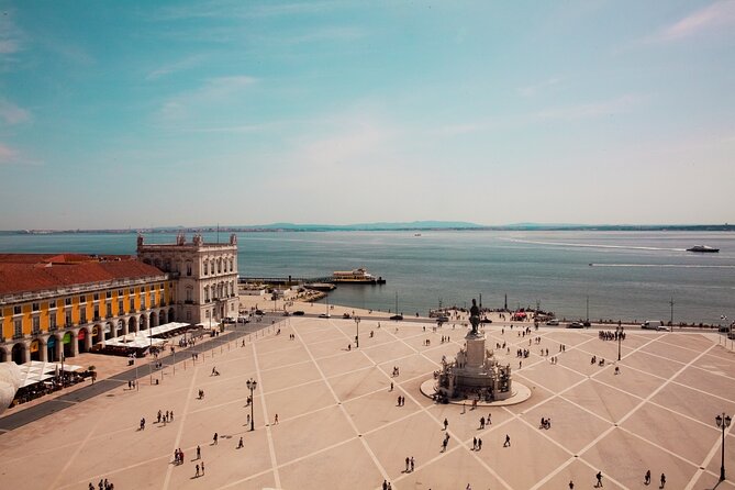 Mon Ami Burguês – Lisbon City Tour by Tuk Tuk