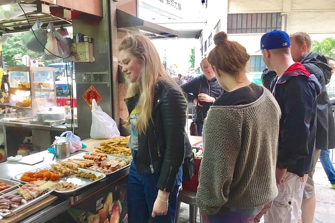 Mongkok Culinary Walking Tour With Small Group  – Hong Kong SAR