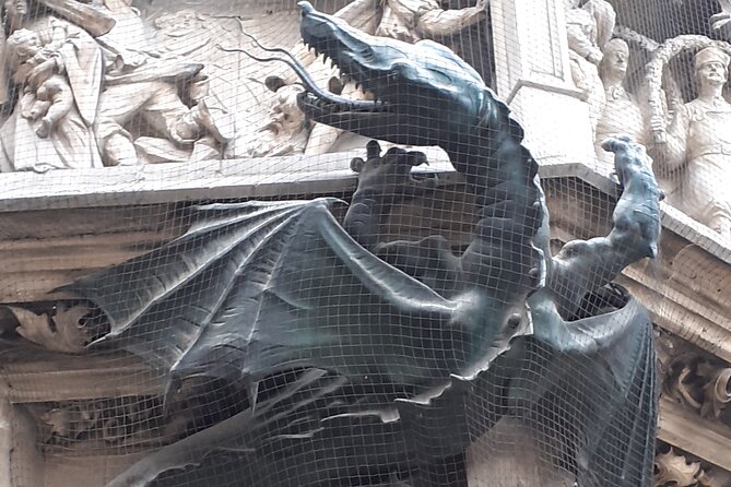 Monks and Dragons. A Family Friendly Private Tour of Munich