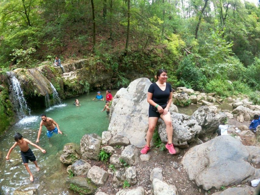 Monterrey:Hiking Adventure in Eztanzuela Park and Waterfalls - Guided Hike Through Scenic Trails