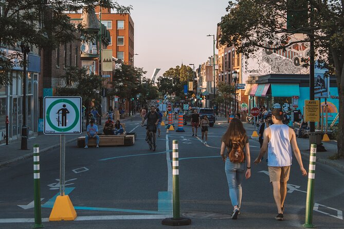 Montreal Walking Tour: Hidden Gems