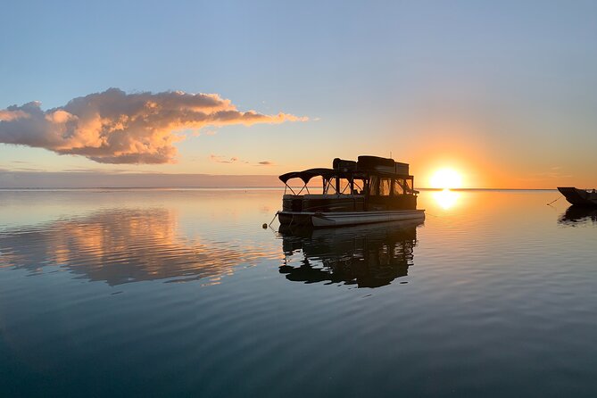 Moorea Sunset Boat Tour