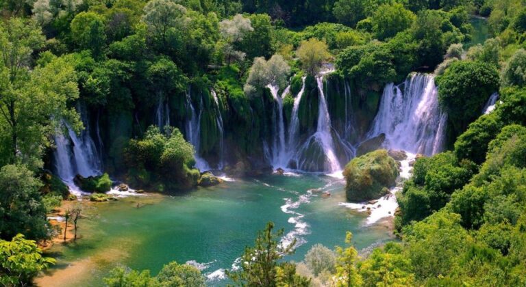 Mostar & Kravica Waterfall: Small Group Tour From Dubrovnik