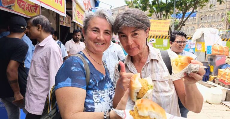 Mumbai Walking Tour With Local Snacks