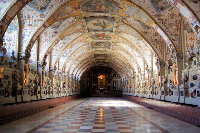 Munich Residenz Palace, Museum and Treasury Private Tour