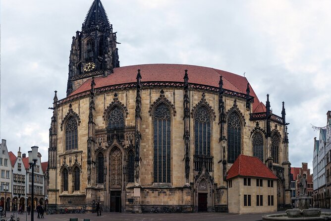 Münster Scavenger Hunt and Sights Self-Guided Tour