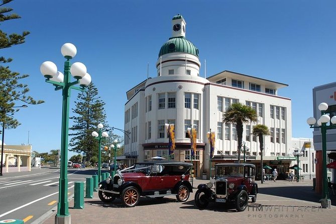 Napier Shore Excursion: City Sights and Hawkes Bay Tour