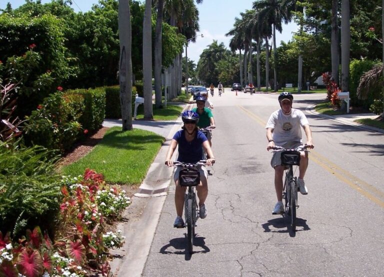 Naples, Florida: Old Naples Nature and Historic Bike Tour