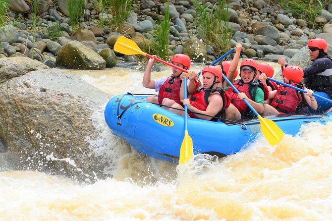 Naranjo River Rafting Class III IV - From Jaco - Guide Expertise