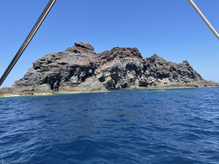 Navigation Tour in Rápido Boat