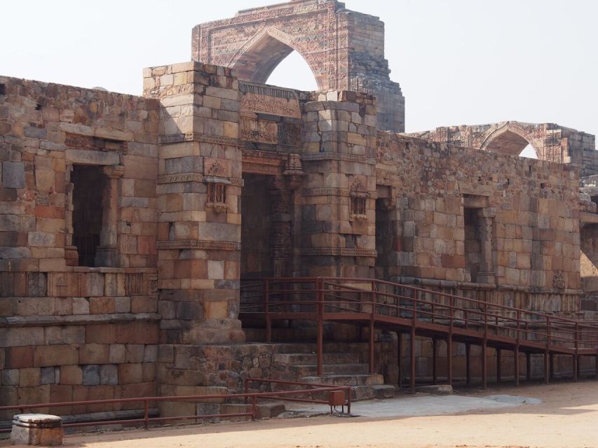 New Delhi: Qutub Minar Skip-the-Line Entry Ticket